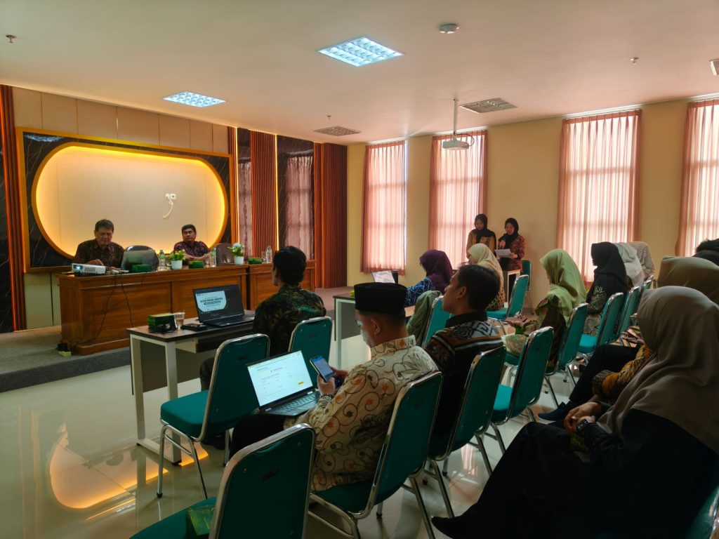 Dorong Mutu Akademik, UIN Saizu Review Borang Akreditasi Ilmu Lingkungan